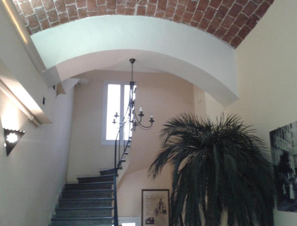 Hotel Univers Бастія Екстер'єр фото